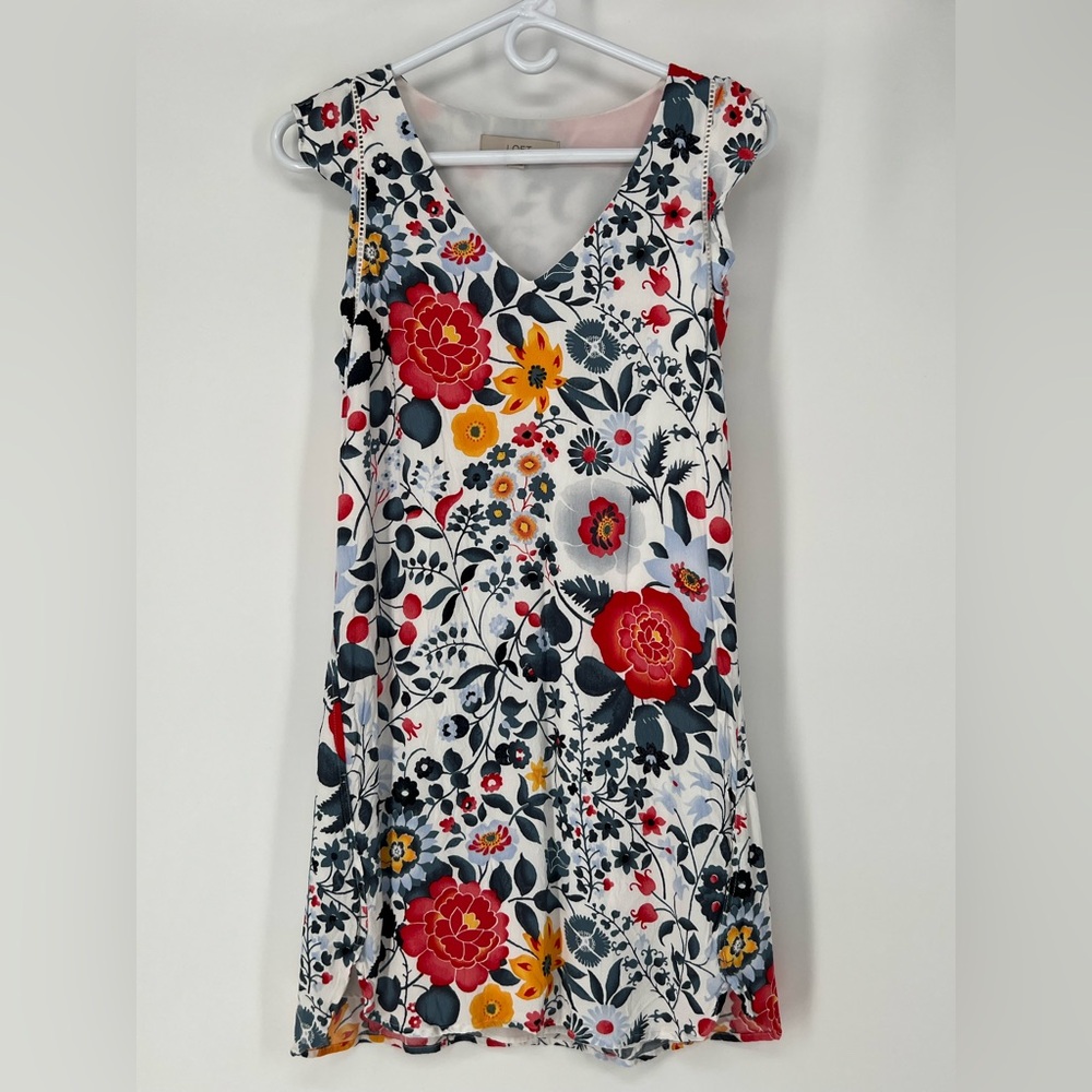LOFT WHITE FLORAL SUMMER MINI DRESS LINED, SLIPS ON BREEZY‎ SUMMER FUN DRESS